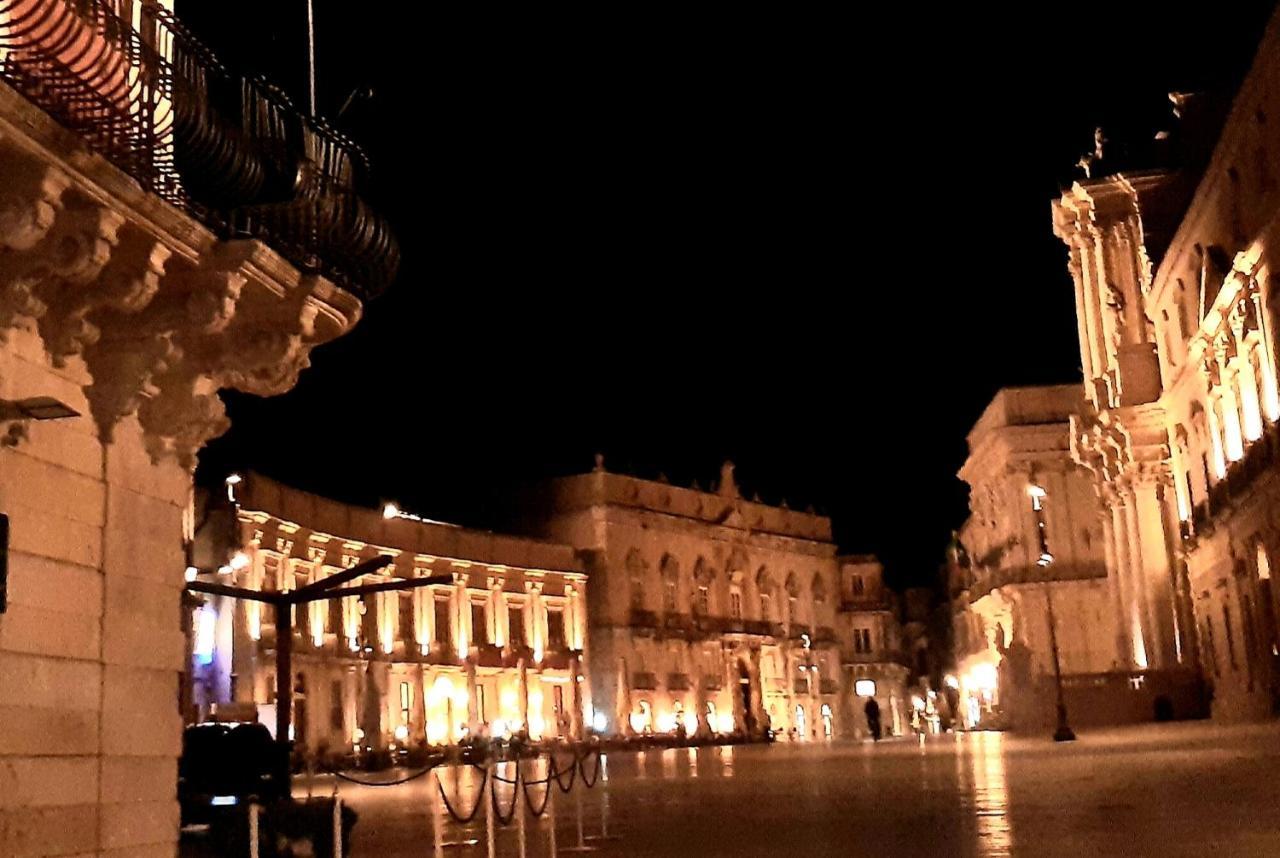 Incantevole Appartamento In Palazzo Storico Ortigia Συρακούσες Εξωτερικό φωτογραφία