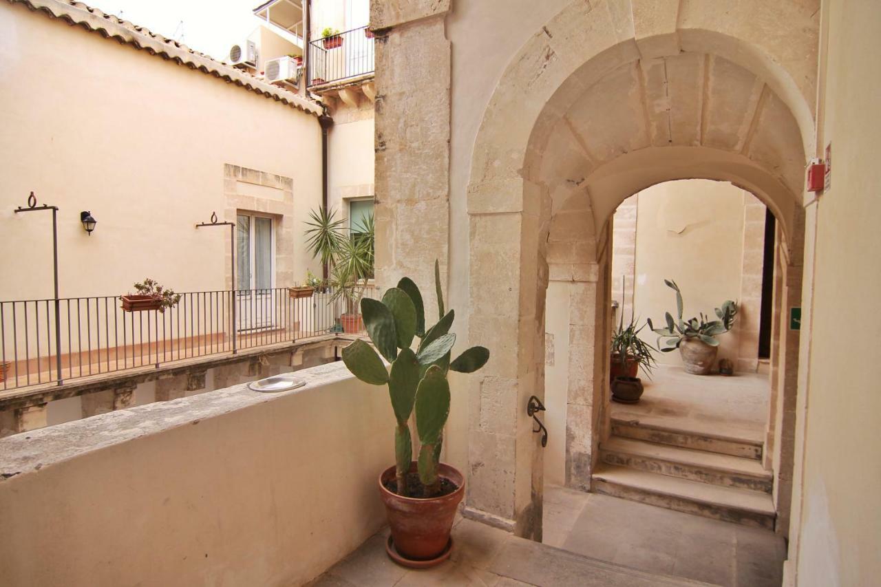 Incantevole Appartamento In Palazzo Storico Ortigia Συρακούσες Εξωτερικό φωτογραφία
