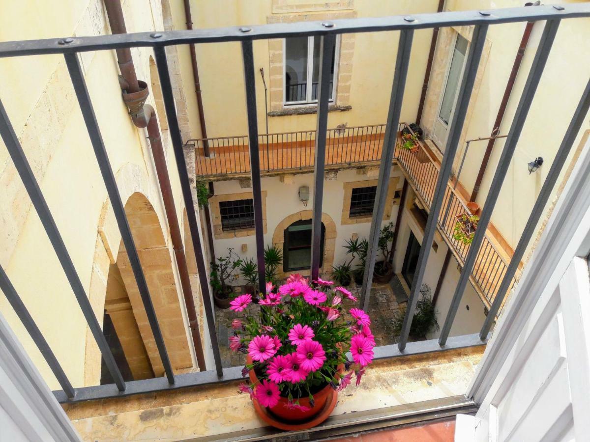 Incantevole Appartamento In Palazzo Storico Ortigia Συρακούσες Εξωτερικό φωτογραφία