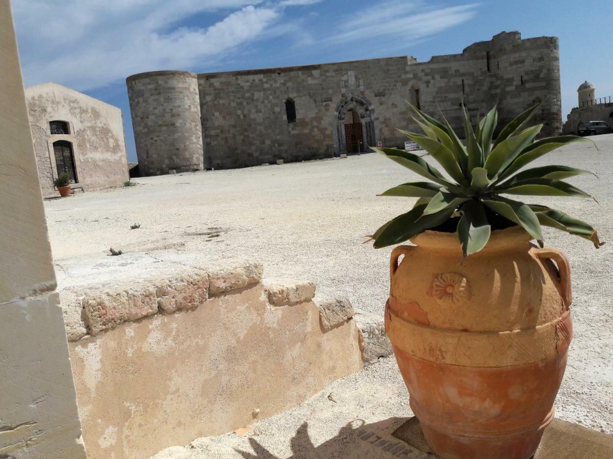 Incantevole Appartamento In Palazzo Storico Ortigia Συρακούσες Εξωτερικό φωτογραφία