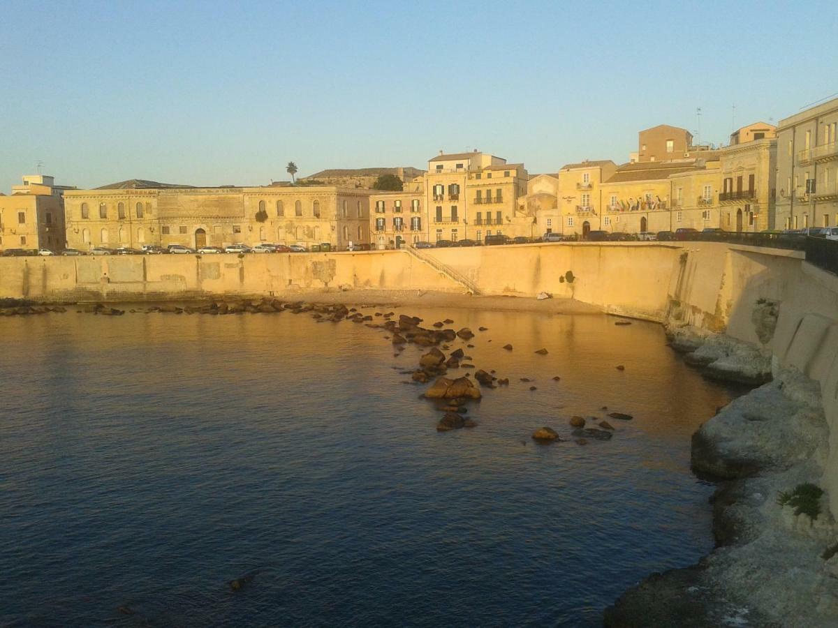 Incantevole Appartamento In Palazzo Storico Ortigia Συρακούσες Εξωτερικό φωτογραφία