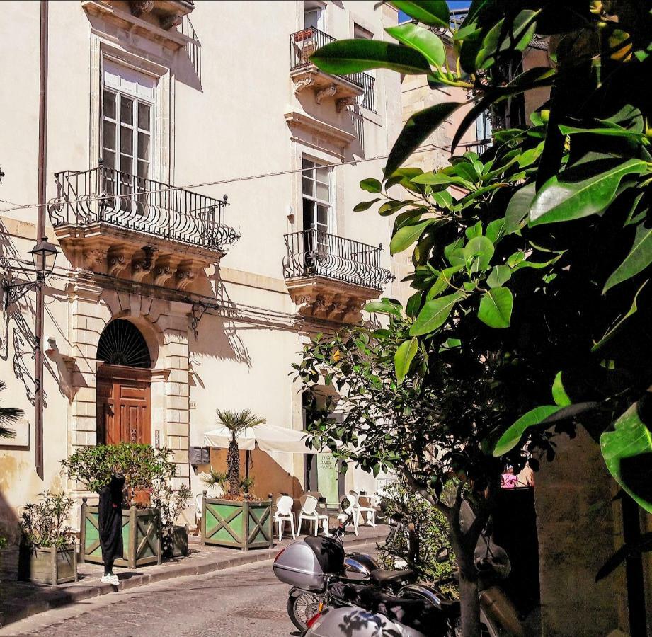 Incantevole Appartamento In Palazzo Storico Ortigia Συρακούσες Εξωτερικό φωτογραφία